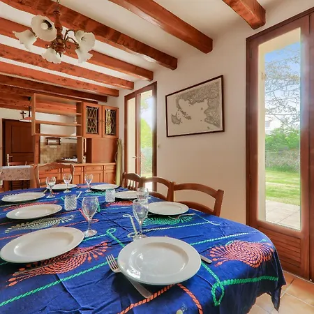 Maison Pour 8 Avec Jardin Entre Plages Et Golfe Holiday home Sarzeau